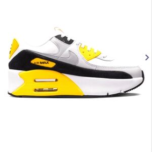 Nike Air Max 90 Opti Yellow Size 8 NWOT.